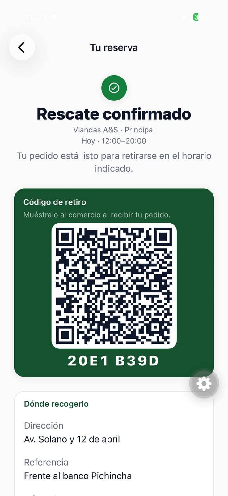 Pantalla de una reserva pagada en la app, con el código QR para retirarla